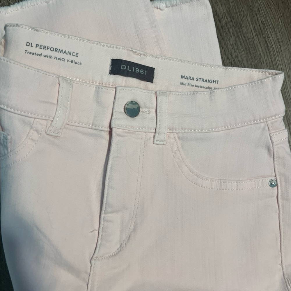 DL1961 Pink Denim Jeans - Size 26 - Picture 2 of 5